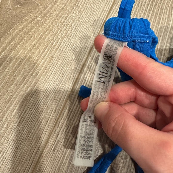 Victoria’s Secret Blue Textured Bikini Set - Picture 5 of 6